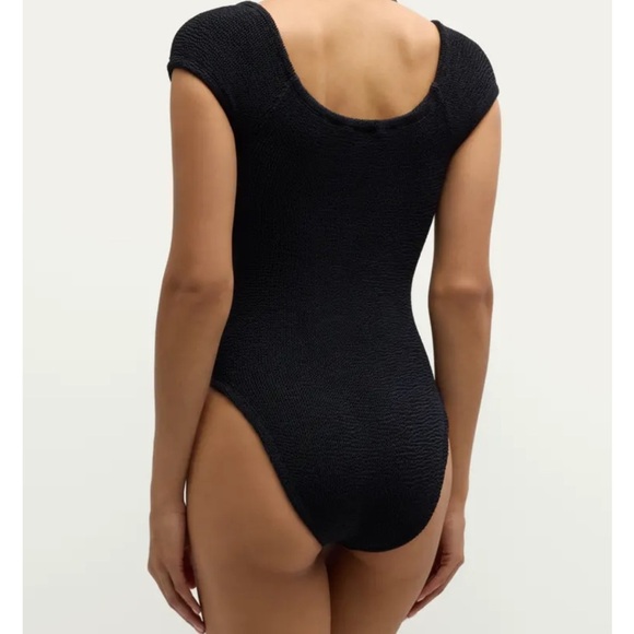 NWT Hunza G Grace swimsuit in black one size - Picture 3 of 5